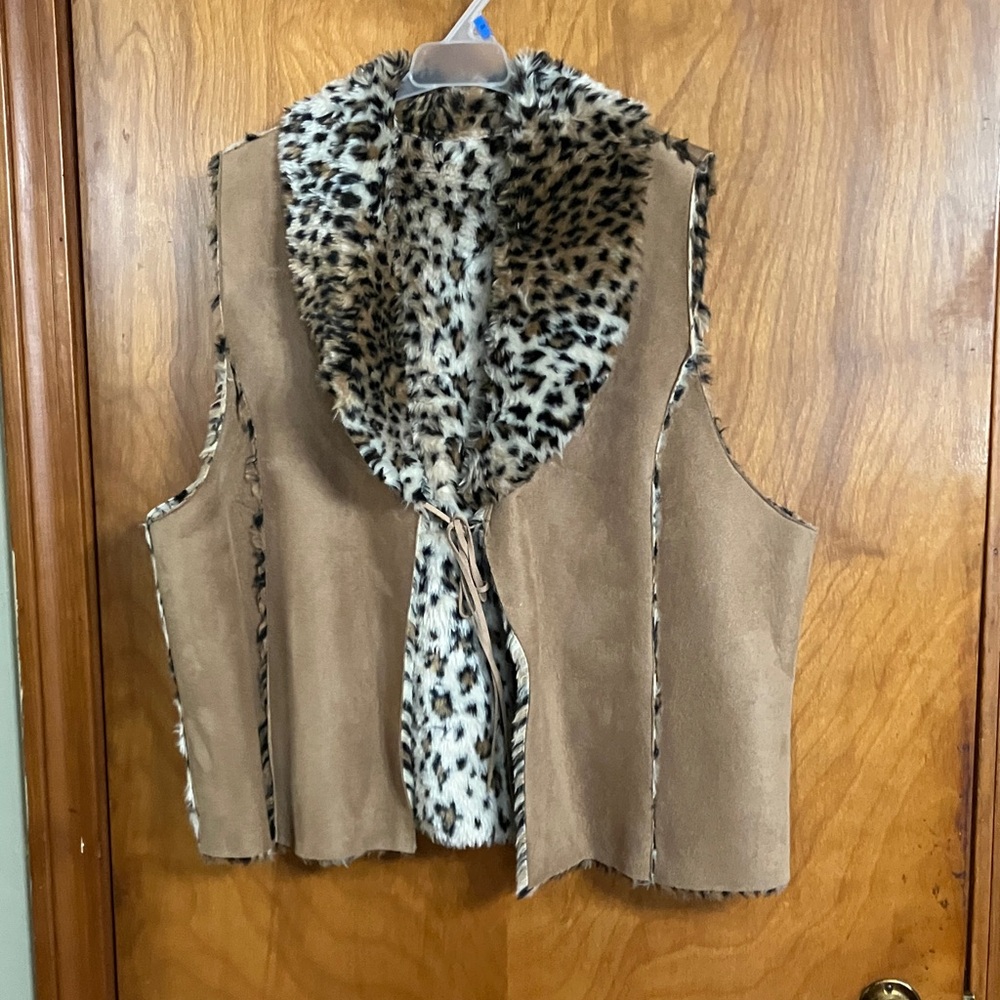 Suede and cheetah print women’s vest